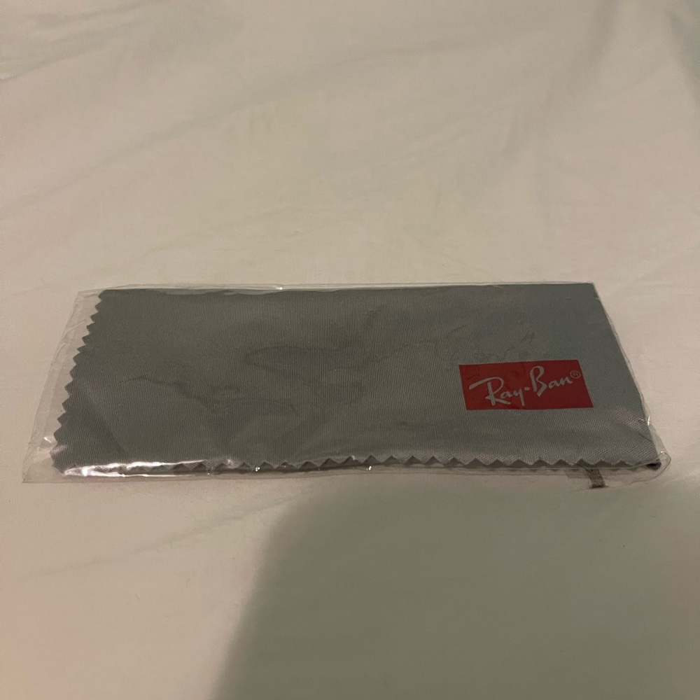 Rayban dust cloth for glasses/ sunglasses